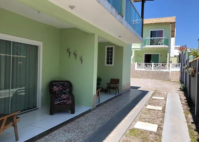CASAS DUPLEX 2 QUARTOS na beira da praia de Figueira - Arraial do Cabo - RJ - Máx 5 hóspedes com 2 suítes, ou Máx 7 Hóspedes com sala de TV e churrasqueira - NÃO FORNECEMOS ROUPA DE CAMA E TOALHAS!
